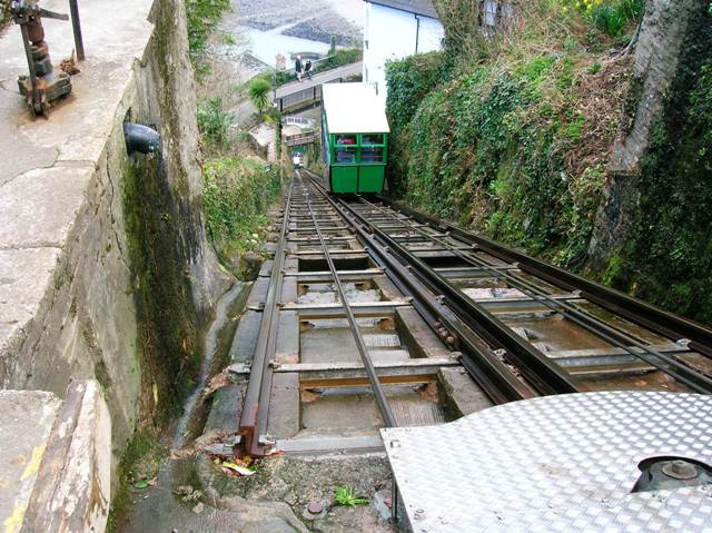 Lynmouth Cliff Railway