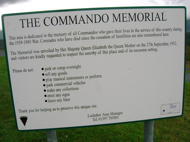 commando memorial sign